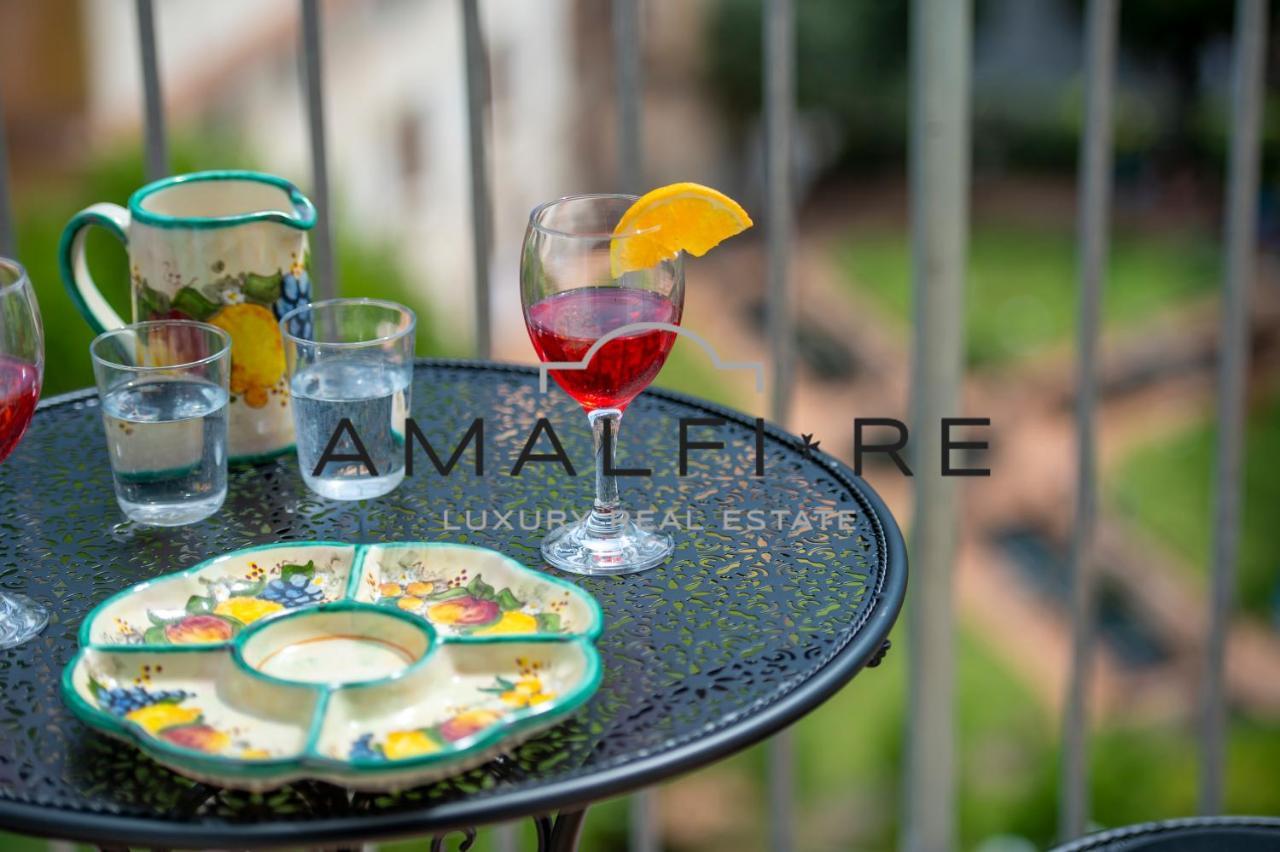 Apartamento Casa Donna Linda Maiori Exterior foto